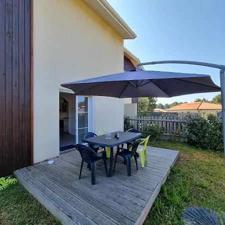 Apartment La Fournier 10 Min A Pied De Et Commerce