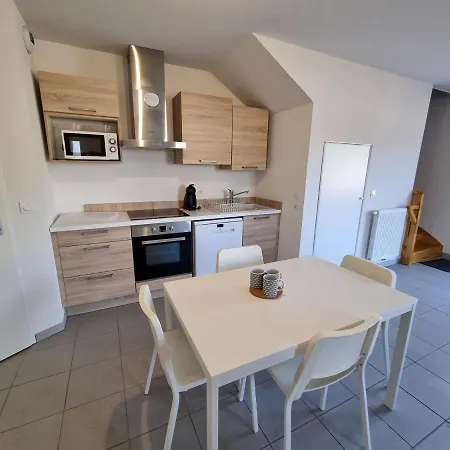 Apartment La Fournier 10 Min A Pied De Et Commerce *