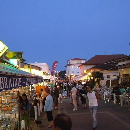 La Fournier 10 Min A Pied De Et Commerce Appartamento *